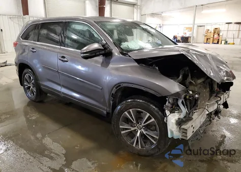 2018 Toyota Highlander Le from USA, damaged, VIN 5TDBZRFH7JS854658